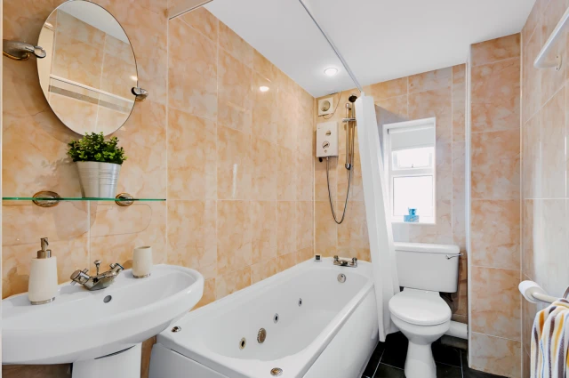 Victoria Terrace 26146# 3