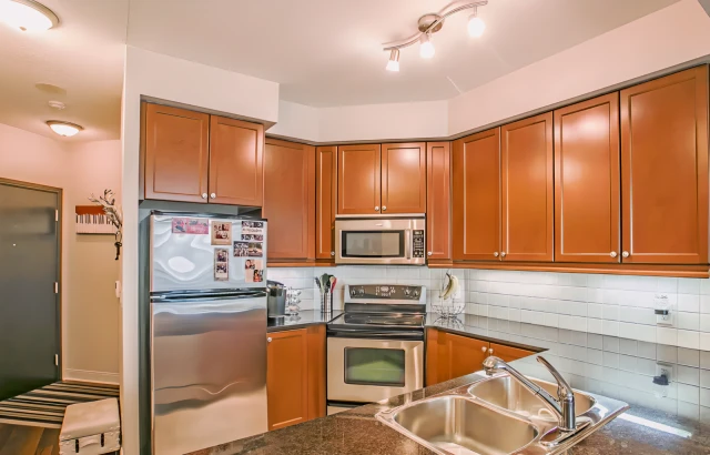 1108 - 80 Absolute Avenue 1