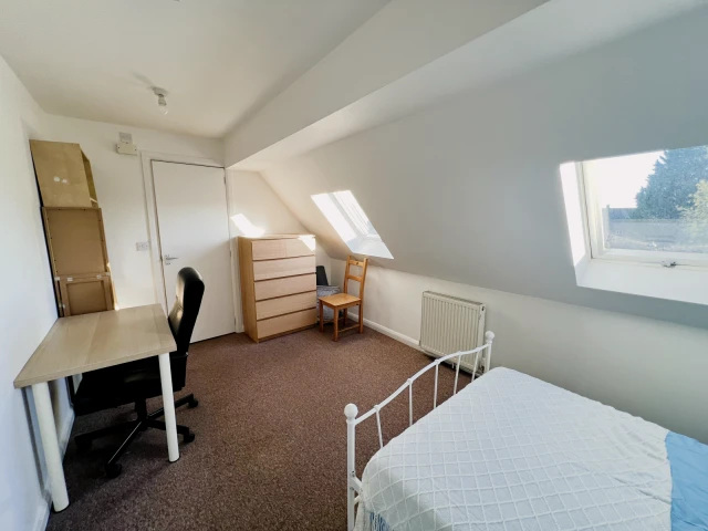 56 Centenary Road - ที่พักนักศึกษาในโคเวนทรี - room 1