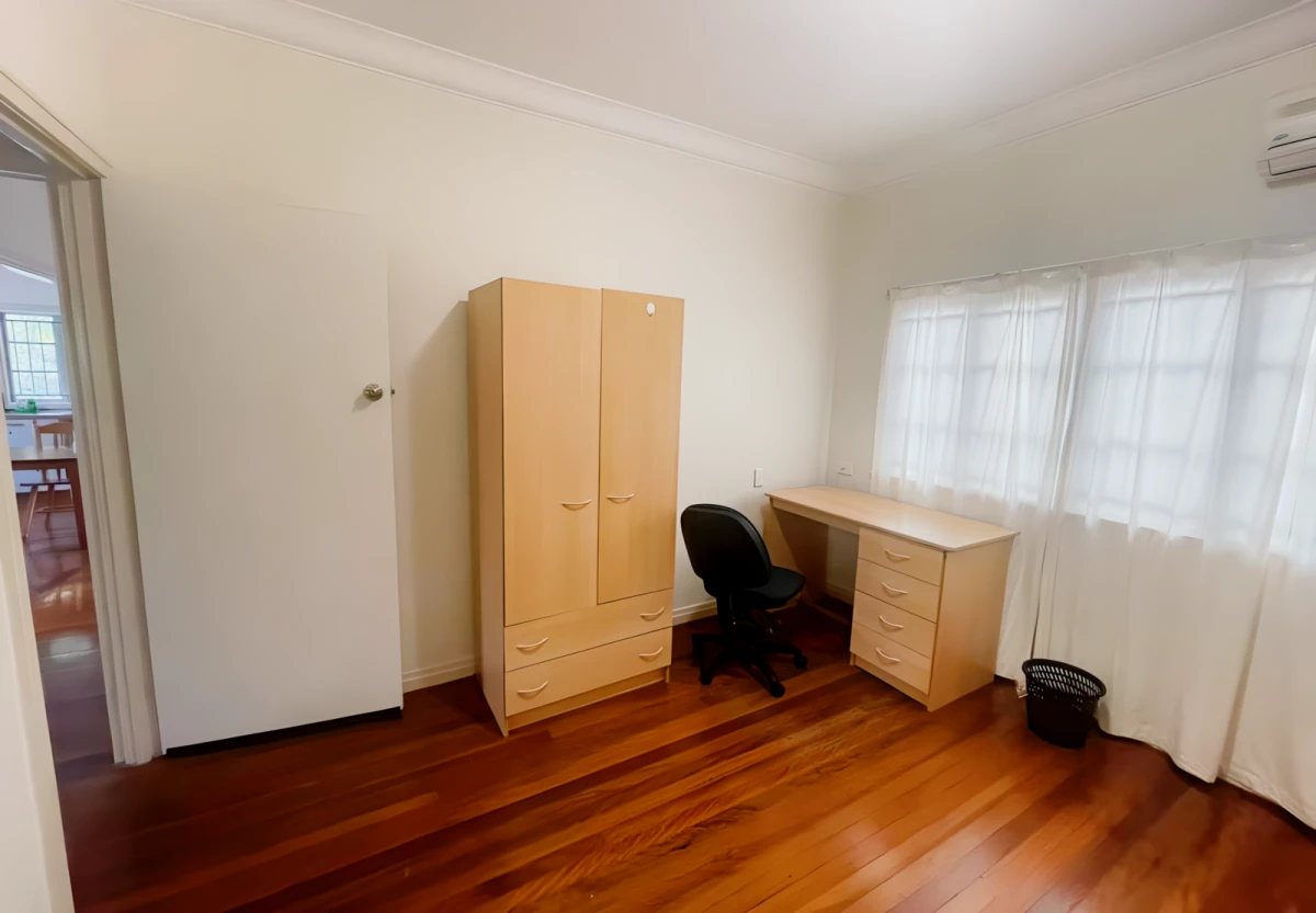 74 Dell Rd – Studentenunterkunft in Brisbane