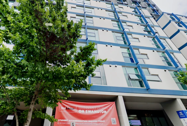 Student Living - 800 Swanston 3