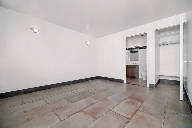 164 Attorney Street 1