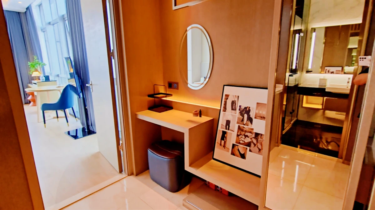Winage Apartment · Houhai Metro Station Store 0