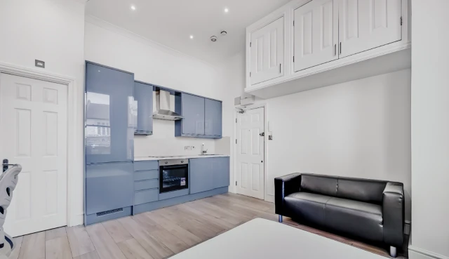 LH-Hogarth Road 3