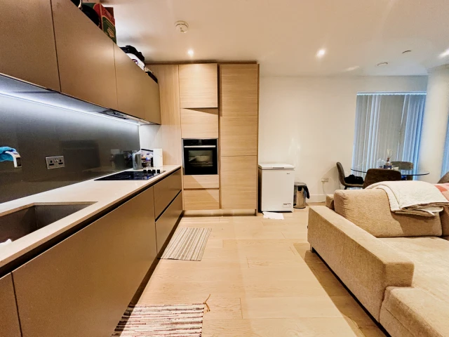 FH-Kidbrooke Village - ロンドンの学生向け宿泊施設 - 2 Bedroom 1Bathroom Flat 905