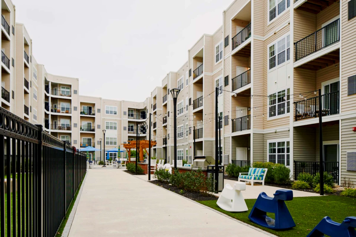 The Station at Willow Grove Apartments - Abington PA student accommodation