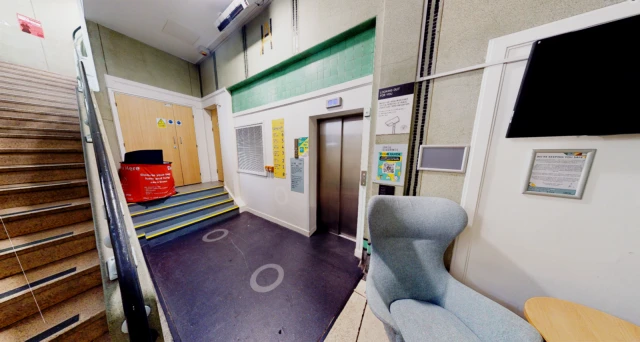 Magnet Court 3