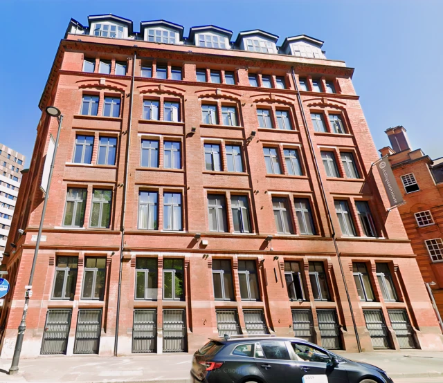 iQ Hollingworth House 2