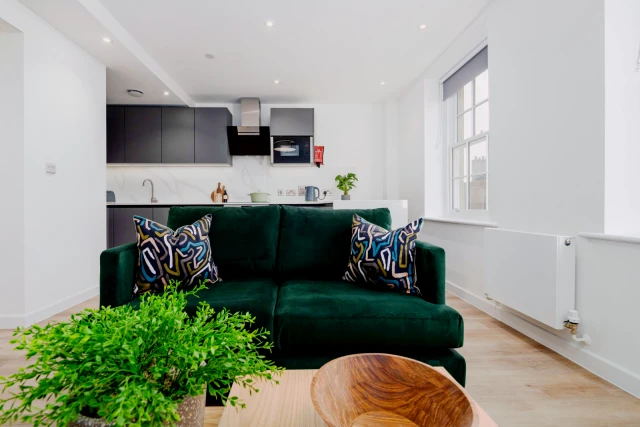 56 Park Street 3