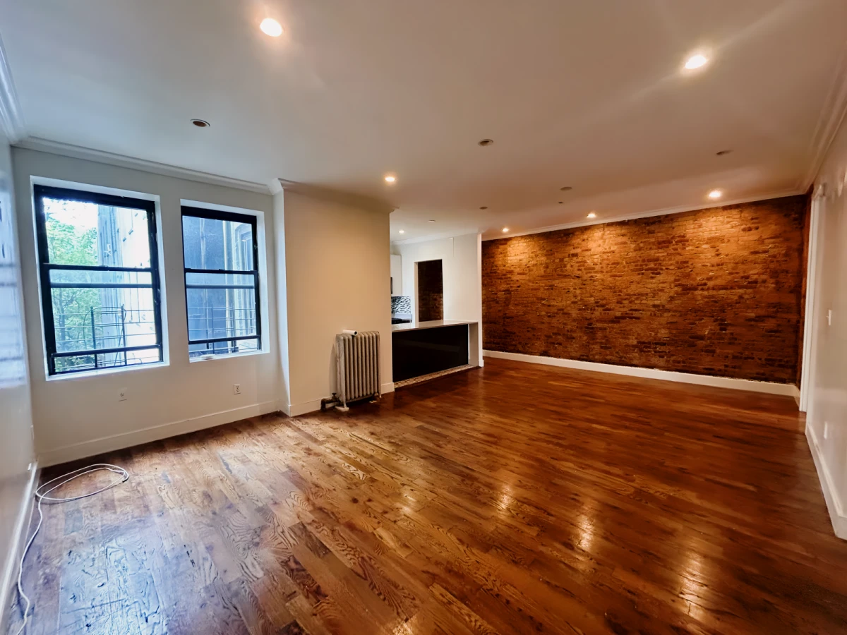 3660 Broadway 0