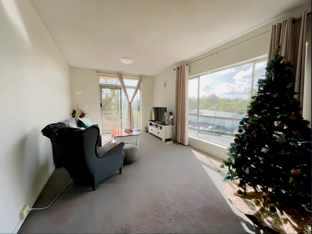 249 Hawken Drive - Brisbane student accommodation - 2 bed 1 bath-4