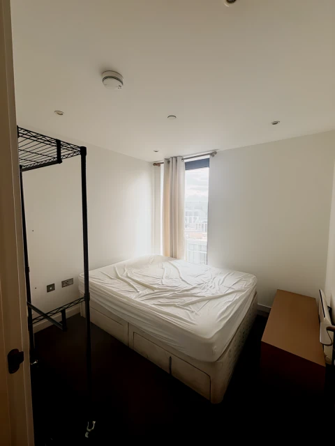 St. Pauls Square 27656# 2