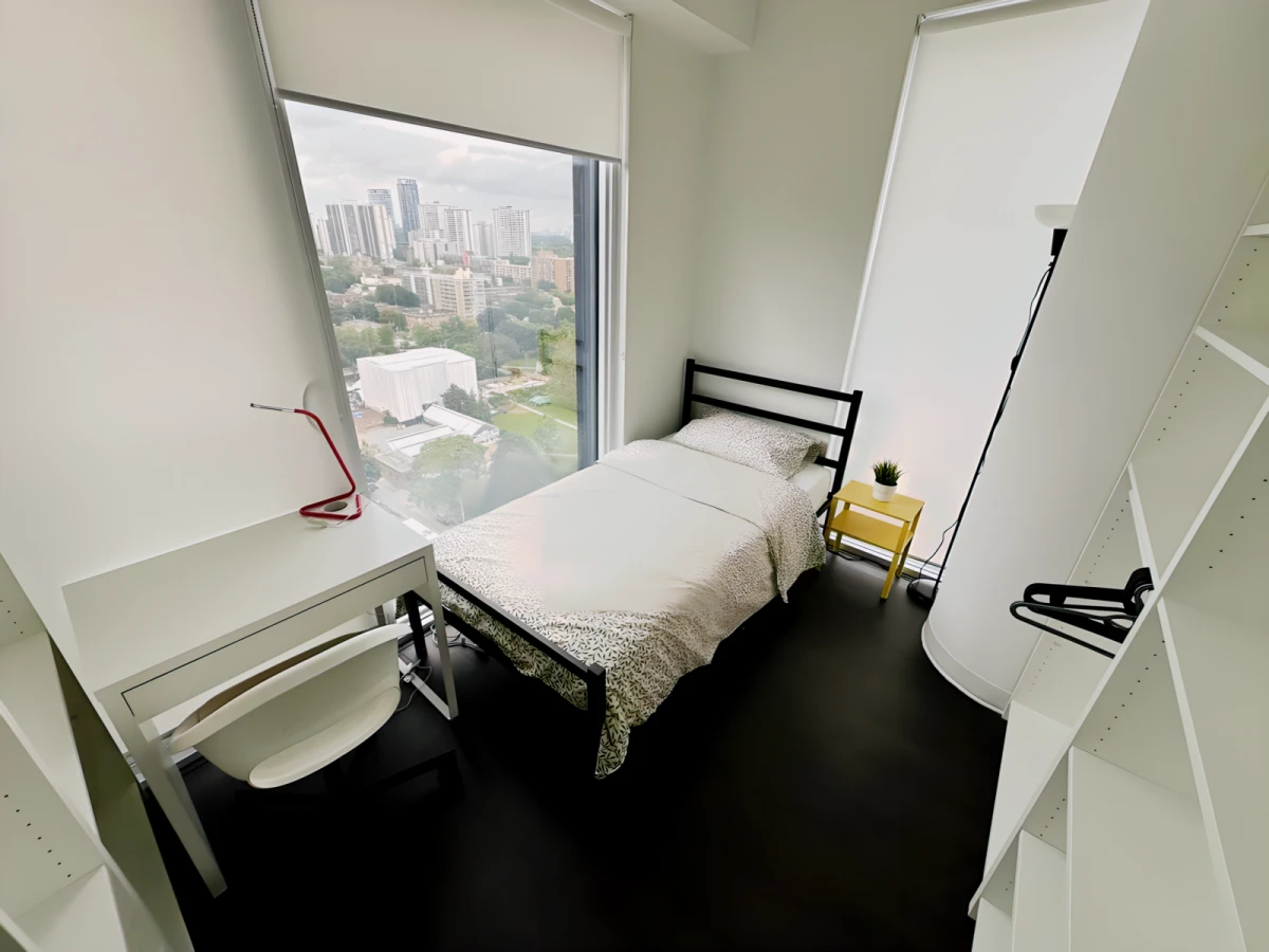 Pearson Housing -  Jarvis St & Gerrard St E 0