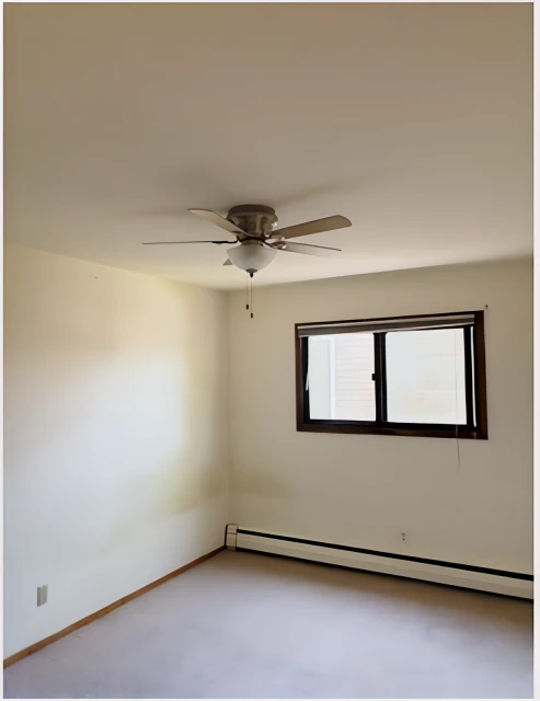 Edgewater Apartments 4