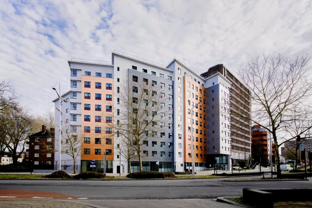 Phoenix Court 3