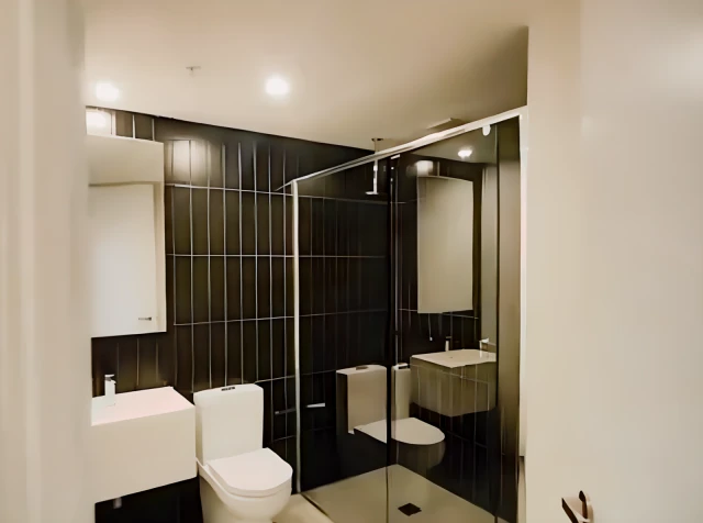 801 Dandenong Road 2