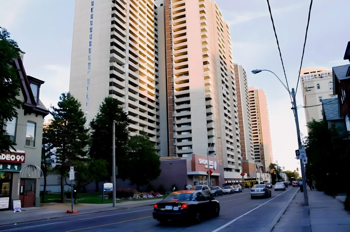 Harrington Housing - 565 Sherbourne 0