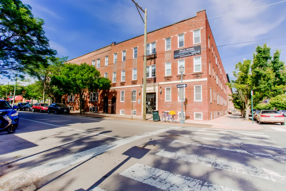 Pine Arms Apartment 0