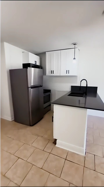 7610 Red Robin Ln UNIT 2 2