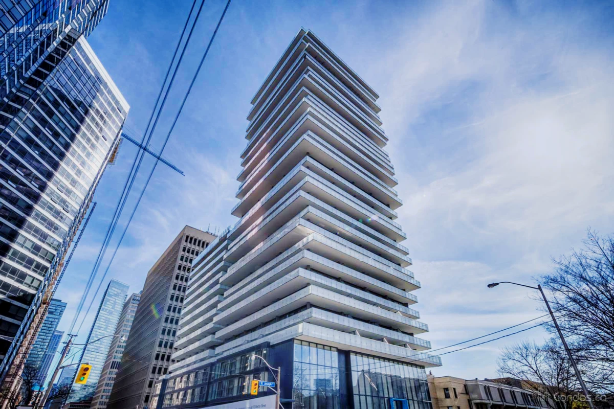1 Thousand Bay, 57 St Joseph St - Toronto student accommodation