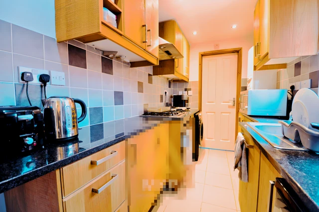 Entire Place·4B2B···22 St  Stephens Road 3