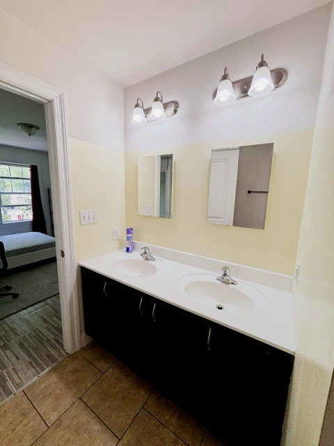 伊萨卡BELLE SHERMAN三室三卫找一个室友 4