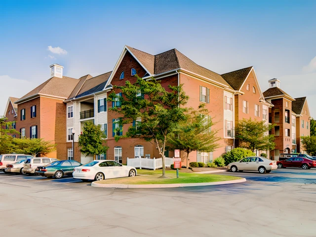 Olde Towne University Square 1