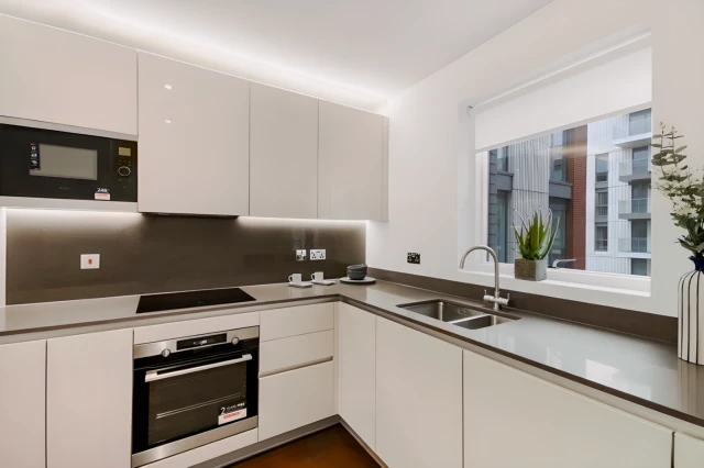 LH-Montrose Building 2