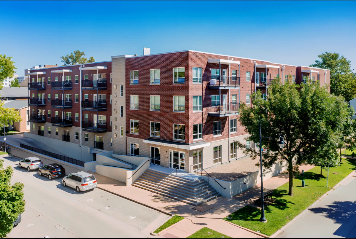 Maywood Apartments - Champaign student accommodation