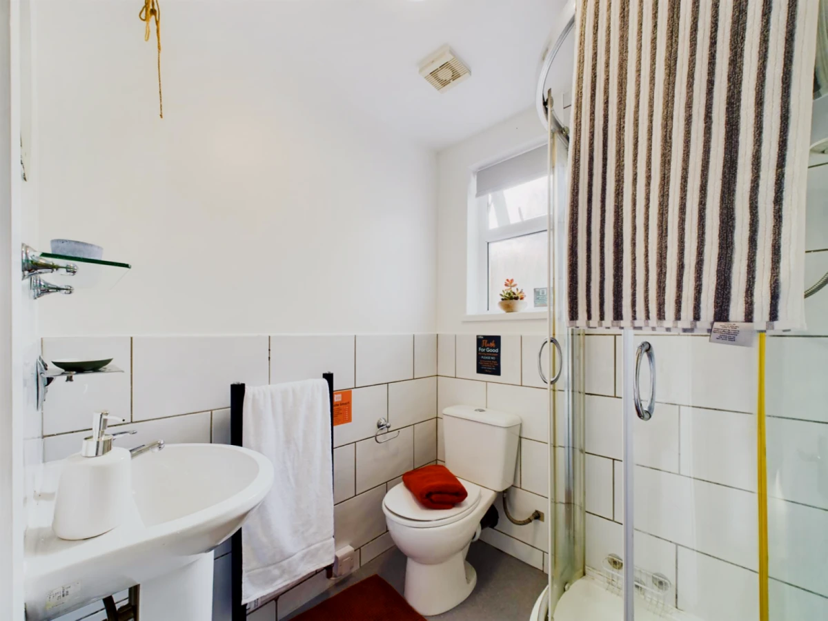 46 Bankfield Avenue 0