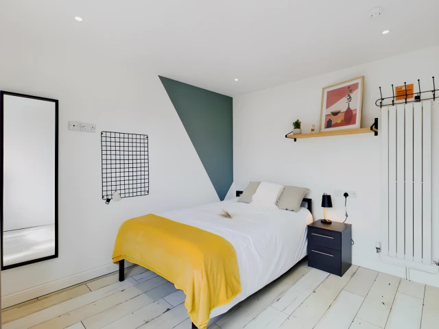 132 Uttoxeter New Road 3