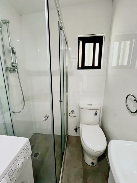 2/472 Anzac Parade 3