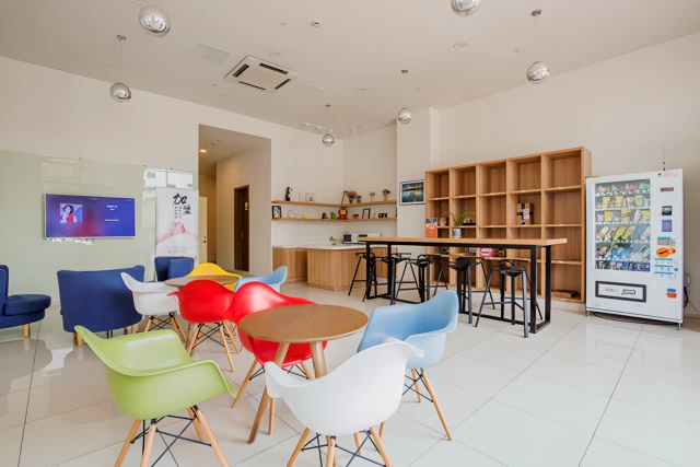Jiuting Metro Station Store - CJIA Apartment 3