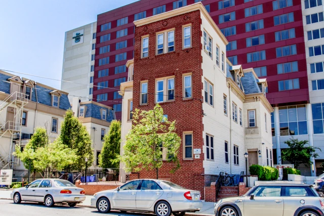 CA - 120 South 41st Street 1