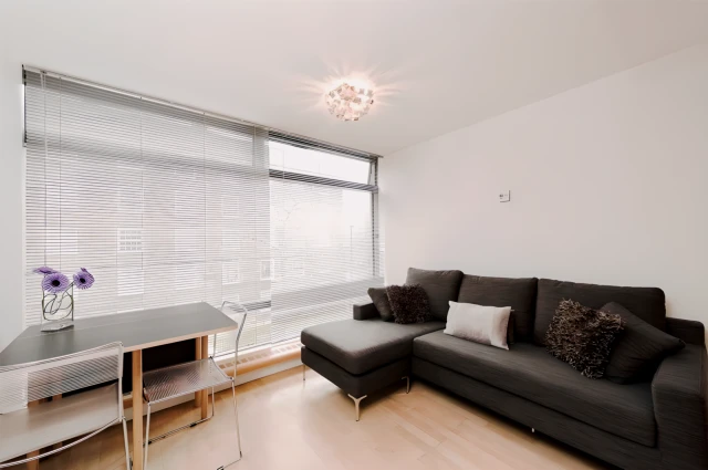 LH-Parliament View Apartments 1