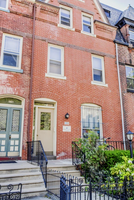 CA - 334 South 42nd Street 2