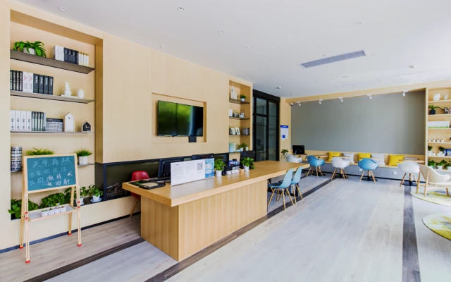 Daning Zhongshan North Road Metro Station Store - CJIA Apartment 4