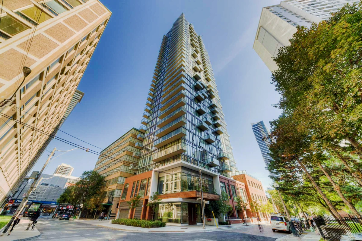 Nicholas Residences(75 St Nicholas) - Toronto student accommodation