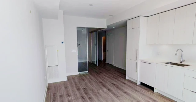 4130 Parkside Village Drive 3