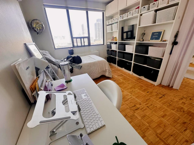 88 Bloor St East - Toronto student accommodation - Flex