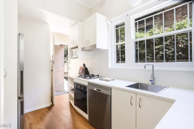 5/3 Trelawney Street,Woollahra,New South Wales 2025 3