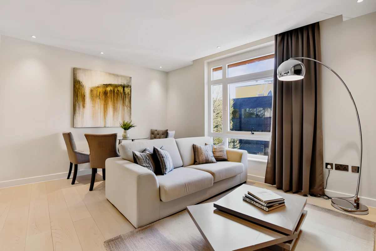 SL-Vauxhall Bridge Road - London student accommodation