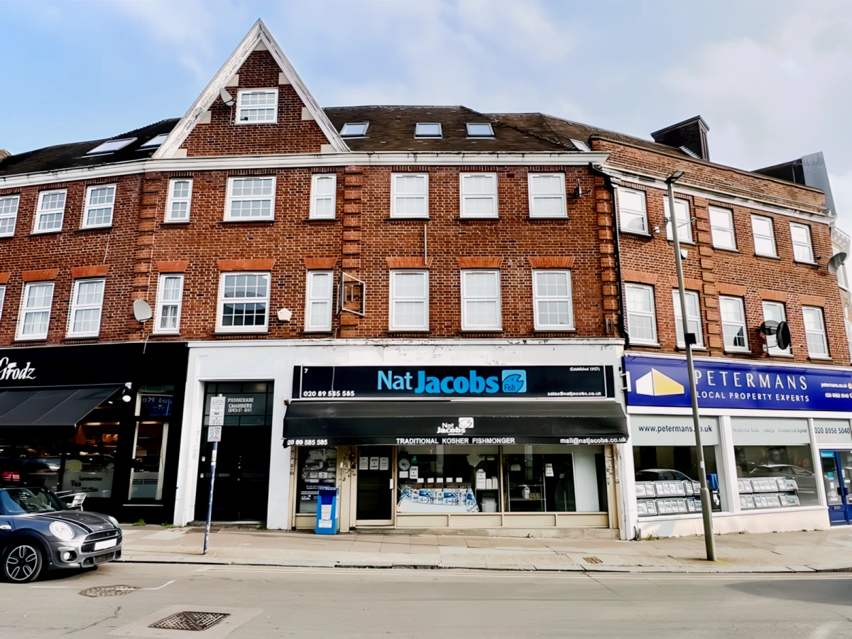 Edgwarebury Lane 13519# 0
