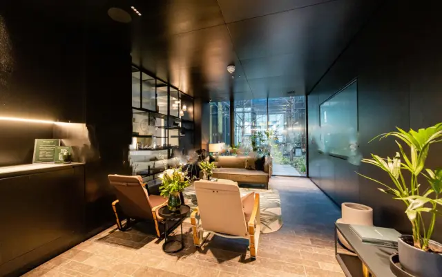 Apartment 25 , Hobart Building , London , E14 9XJ 3