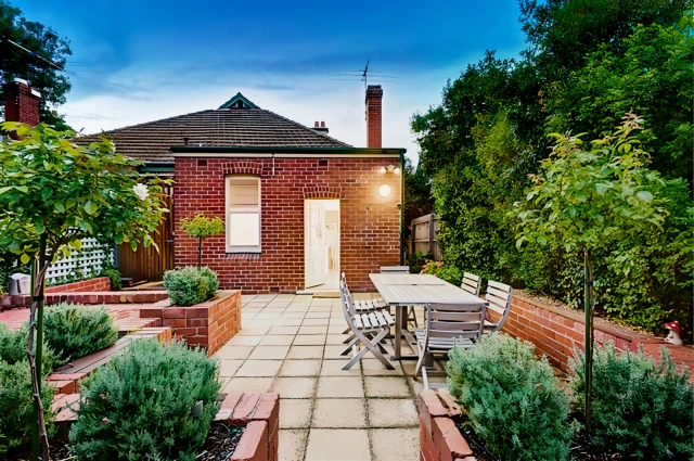 814 Burke Road, Camberwell