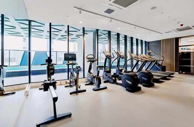 City Escape /Realm 1 BR Apt/ Wi-Fi/Gym/SPA 1