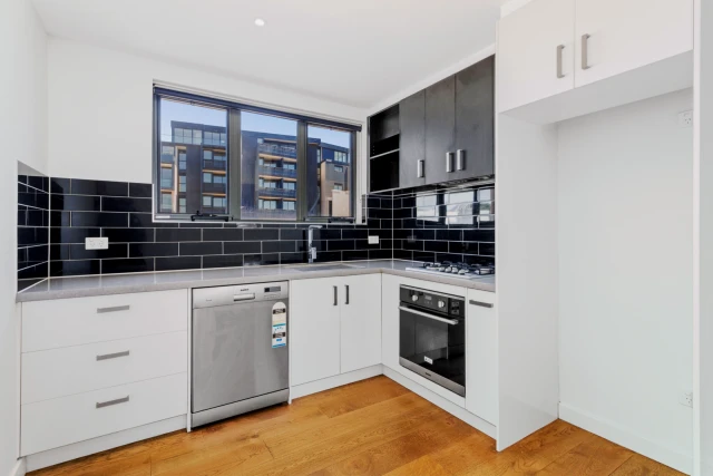 7/1260 Glenhuntly Road, ,Carnegie,Victoria 3163 2