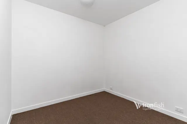 8 Marmion Place, Docklands 3