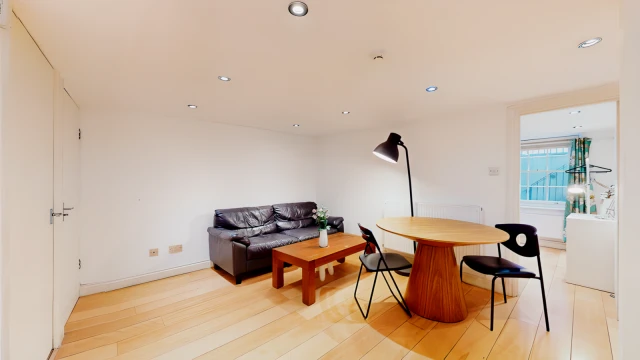 Alie Street 11425# 2