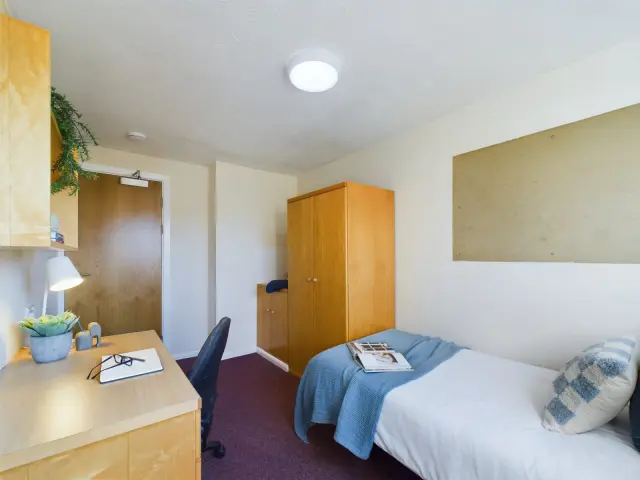 6-Bed House, Leicester, Sage Road 0